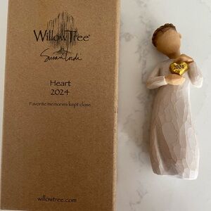 Willow Tree Heart 2024 Figurine by Susan Lori- Original Box Keepsake